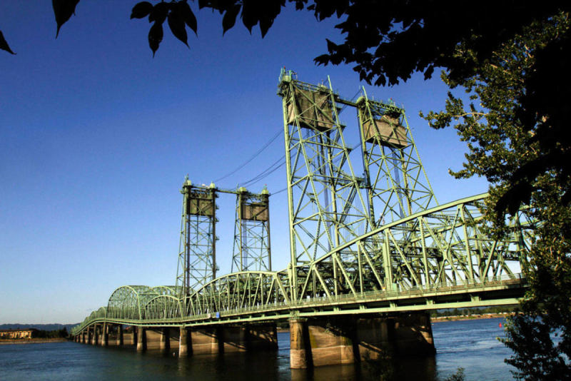 Resume talks to replace I-5’s Columbia River spans Resume talks to replace I-5’s Columbia River spans